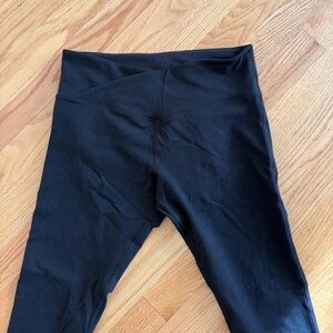 Lorna Jane Octavia High v cut waist leggings